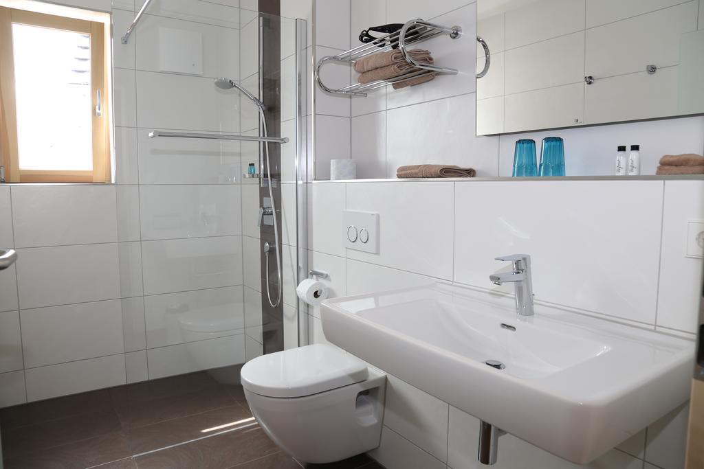 Leidringer Gaestehaus Gmbh Rosenfeld Room photo